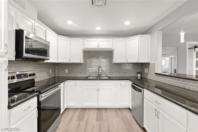 2312 South 6th Street, Las Vegas, NV 89104