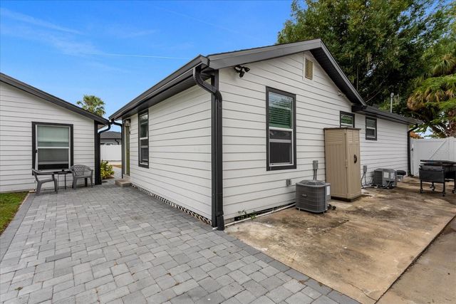 4521 EDGEWATER DRIVE 4, Orlando, FL 32804