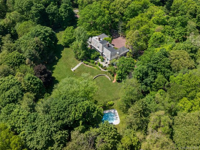 1780 Route 106 C, Muttontown, NY 11791