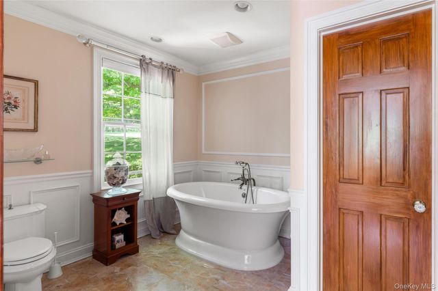 1780 Route 106 C, Muttontown, NY 11791