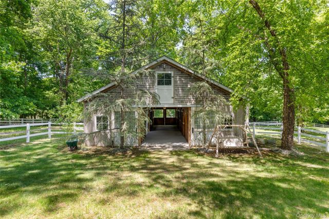 1780 Route 106 C, Muttontown, NY 11791