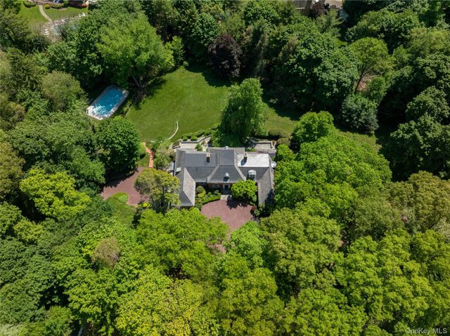 1780 Route 106 C, Muttontown, NY 11791