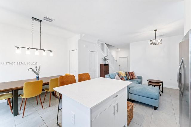 11755 SW 246th Ter, Miami, FL 33032