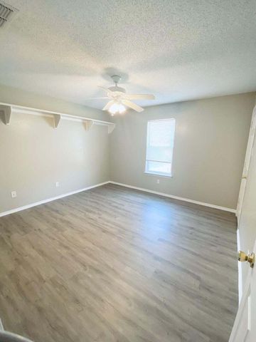 6504 7th Street, Lubbock, TX 79416