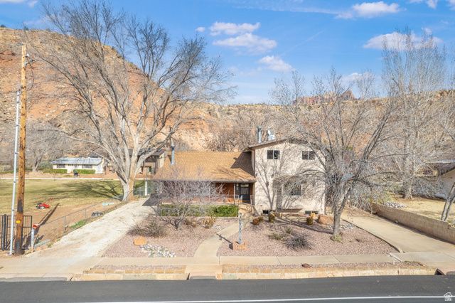 188 W MAIN ST, Rockville, UT 84763