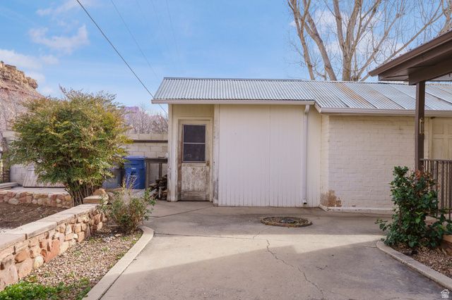 188 W MAIN ST, Rockville, UT 84763