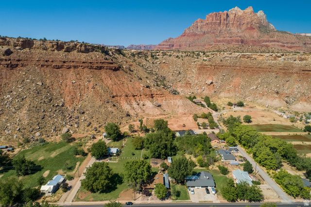 188 W MAIN ST, Rockville, UT 84763