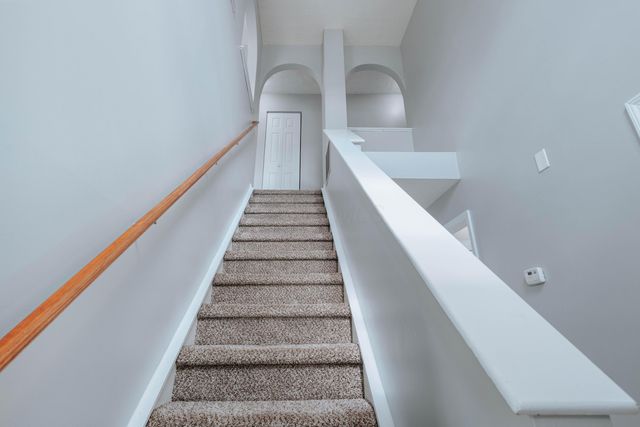 26 E Woodfield, Etna, OH 43062