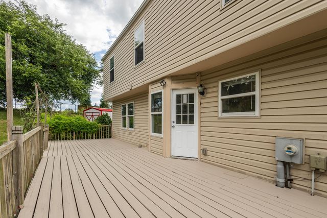 26 E Woodfield, Etna, OH 43062