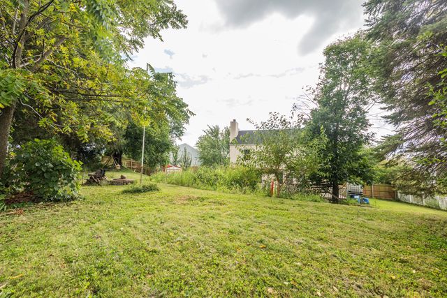 26 E Woodfield, Etna, OH 43062