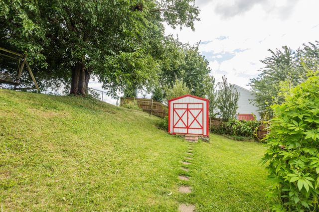 26 E Woodfield, Etna, OH 43062