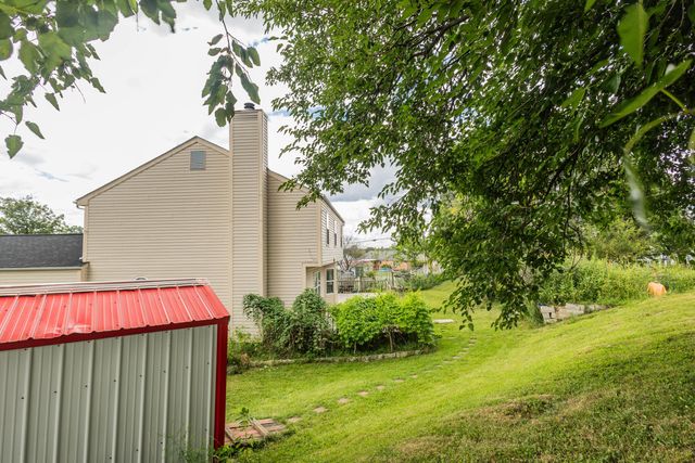 26 E Woodfield, Etna, OH 43062