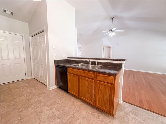 211 Logan Creek Lane, Dallas, GA 30132