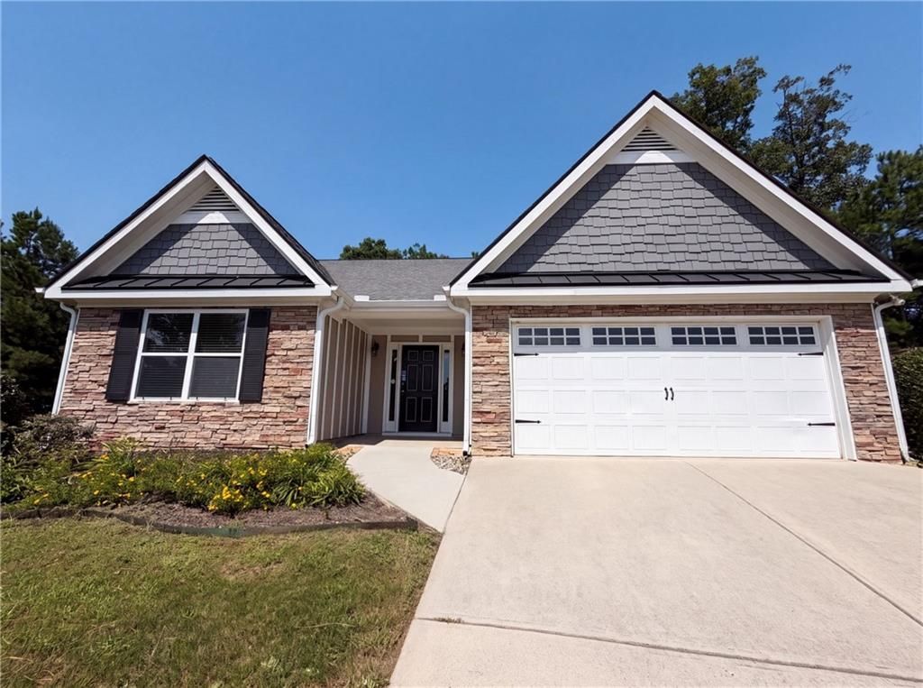 211 Logan Creek Lane, Dallas, GA 30132