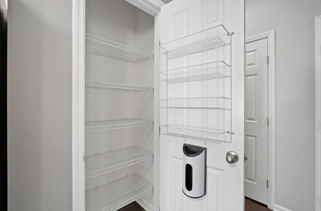 4879 Blossom Way, 41, Grove City, OH 43123