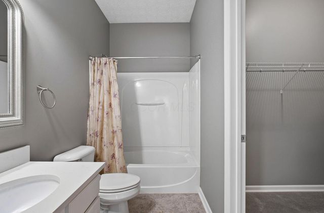 4879 Blossom Way, 41, Grove City, OH 43123