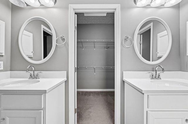 4879 Blossom Way, 41, Grove City, OH 43123