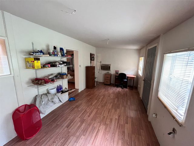 10102 Brinwood Drive, Wills Point, TX 75169