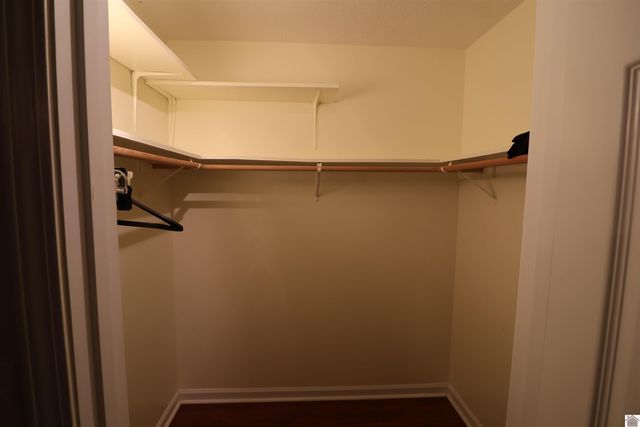 5828 cairo rd, Paducah, KY 42001