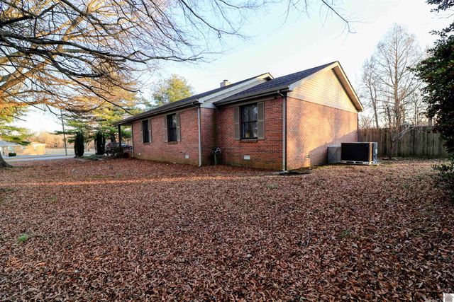 5828 cairo rd, Paducah, KY 42001