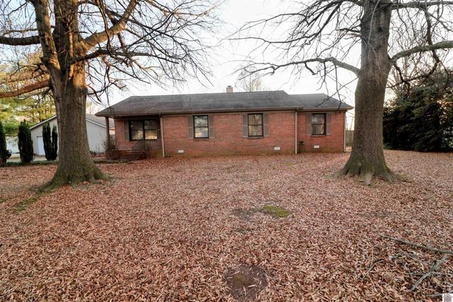 5828 cairo rd, Paducah, KY 42001