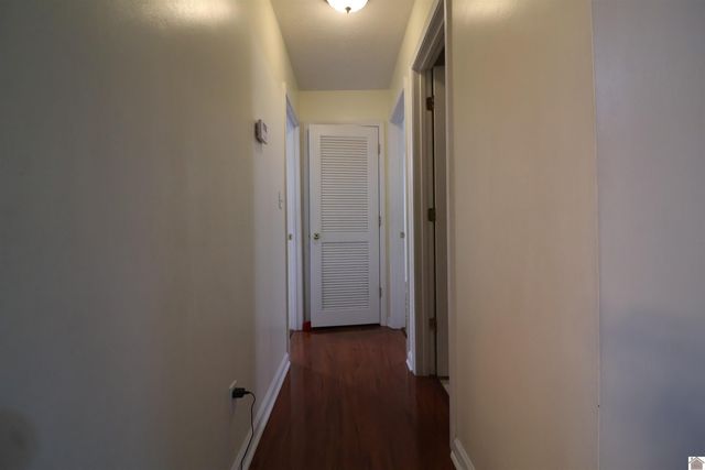 5828 cairo rd, Paducah, KY 42001