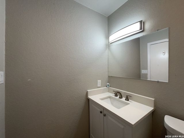 10062 Sandy Field Drive, San Antonio, TX 78245