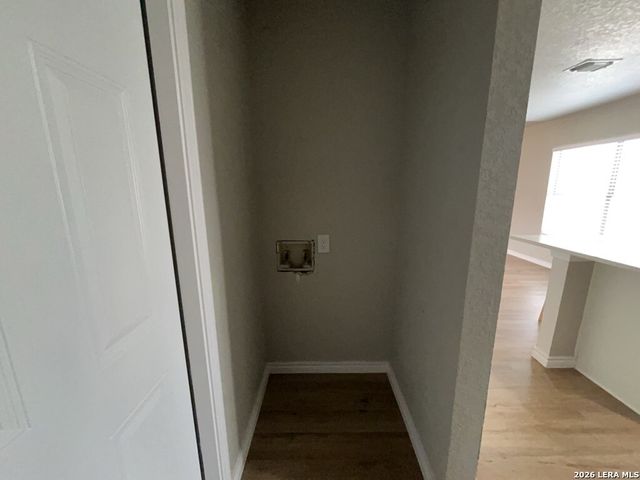 10062 Sandy Field Drive, San Antonio, TX 78245