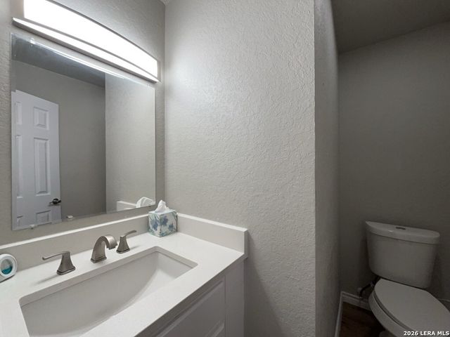 10062 Sandy Field Drive, San Antonio, TX 78245