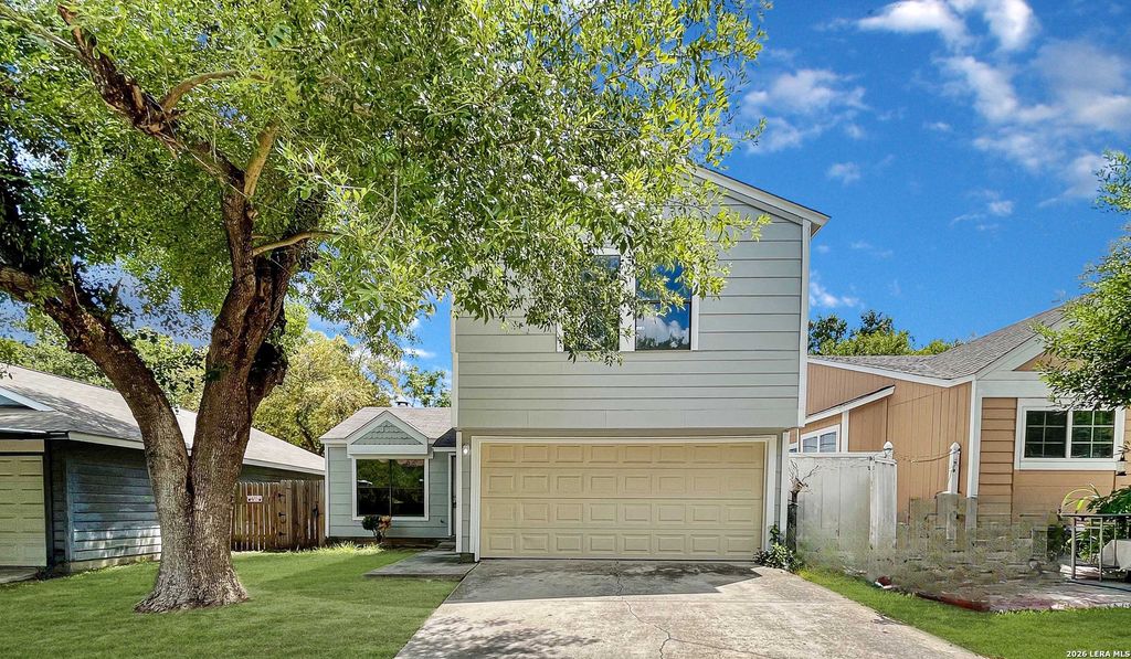 10062 Sandy Field Drive, San Antonio, TX 78245