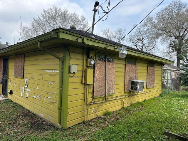 5602 Southlea Street, Houston, TX 77033