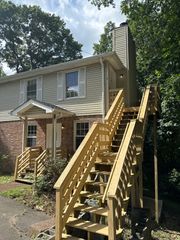 1202B Currey Rd, Nashville, TN 37217