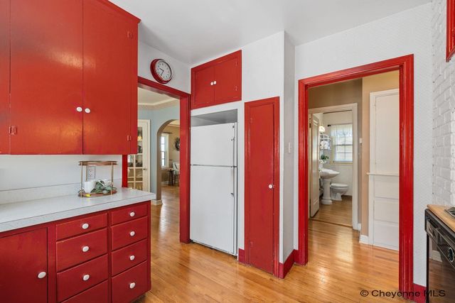 1422 W 32ND ST, Cheyenne, WY 82001