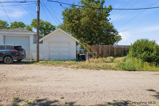 1422 W 32ND ST, Cheyenne, WY 82001