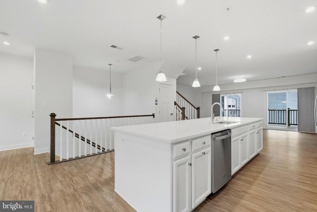 24719 MONK MEADOWS TER, Sterling, VA 20166