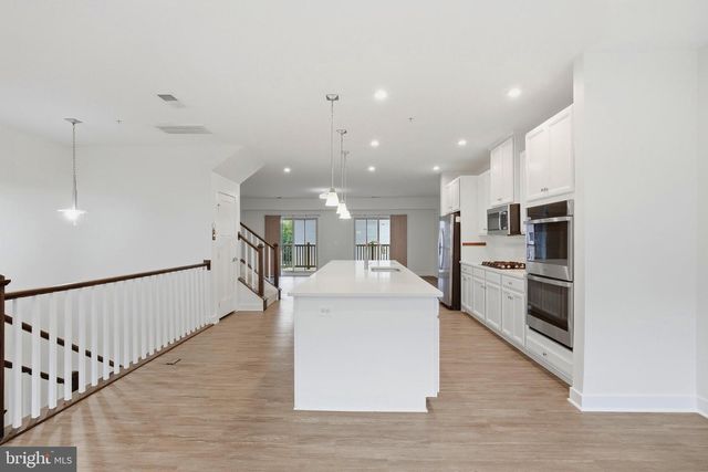 24719 MONK MEADOWS TER, Sterling, VA 20166