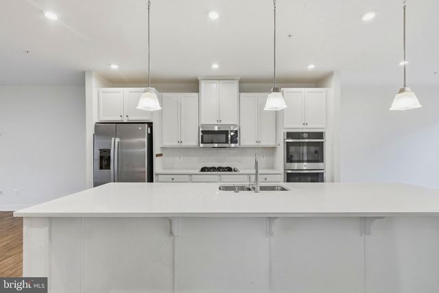 24719 MONK MEADOWS TER, Sterling, VA 20166