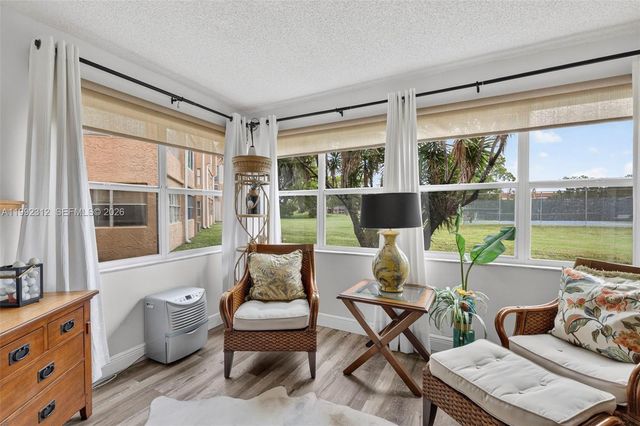 9821 Sunrise Lakes Boulevard 107, Sunrise, FL 33322
