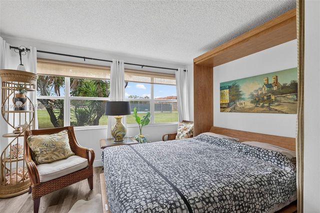 9821 Sunrise Lakes Boulevard 107, Sunrise, FL 33322