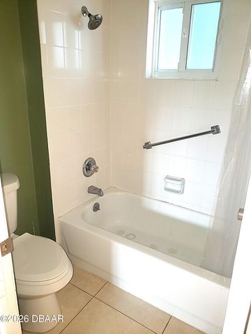 100 Silver Beach Ave Apt 618, Daytona Beach, FL 32118