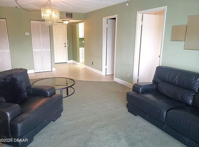 100 Silver Beach Ave Apt 618, Daytona Beach, FL 32118