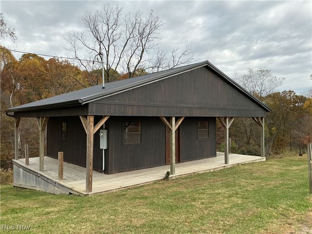 10550 Symmes Creek Road, Adamsville, OH 43802