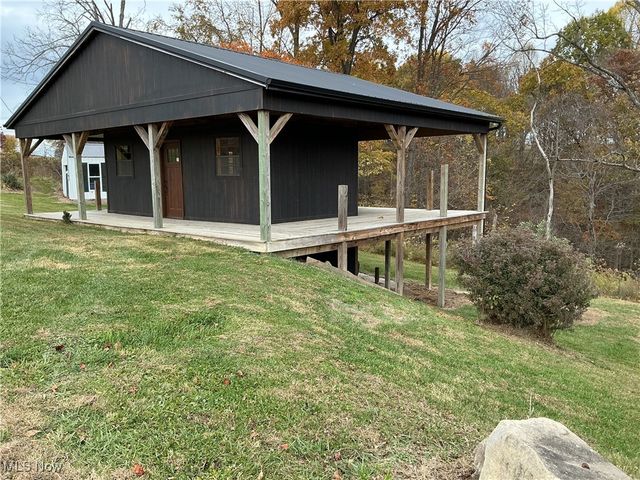 10550 Symmes Creek Road, Adamsville, OH 43802