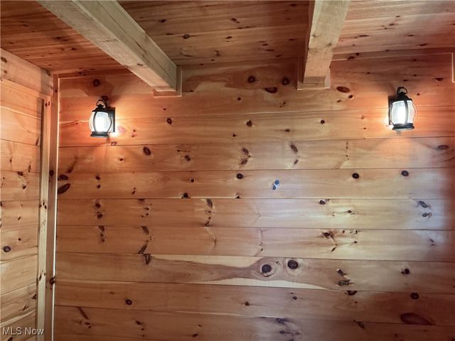 10550 Symmes Creek Road, Adamsville, OH 43802