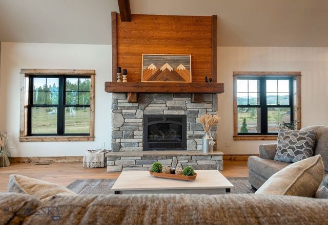 21 Mansfield Loop, Clancy, MT 59634