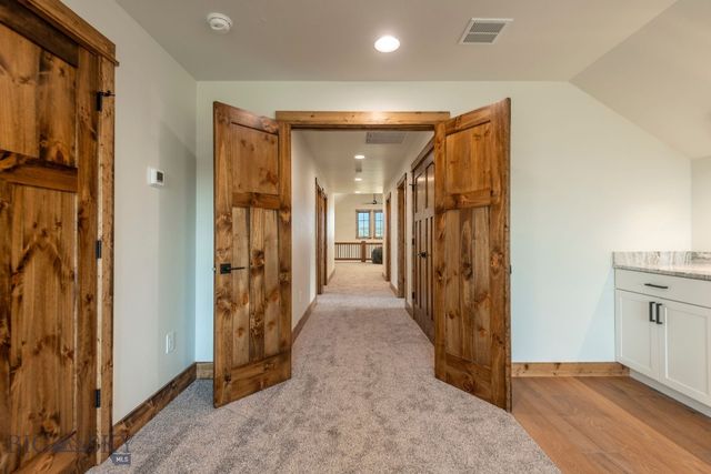 21 Mansfield Loop, Clancy, MT 59634