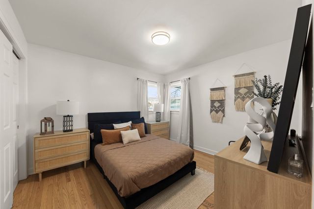 9525 Parkside Avenue, Oak Lawn, IL 60453