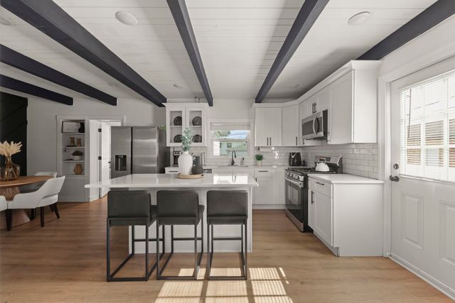 9525 Parkside Avenue, Oak Lawn, IL 60453