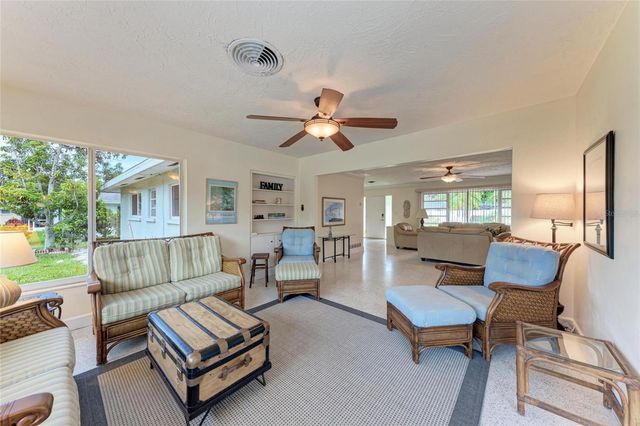 2705 S BRINK AVENUE, Sarasota, FL 34239
