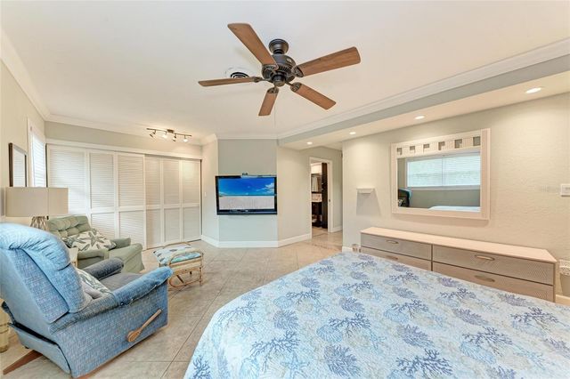 2705 S BRINK AVENUE, Sarasota, FL 34239